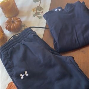 Under Armour youth large Fleece pants and shirt